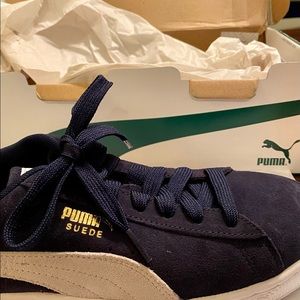 Puma Men’s size 11. Brand New Ultra Suede Classic.
